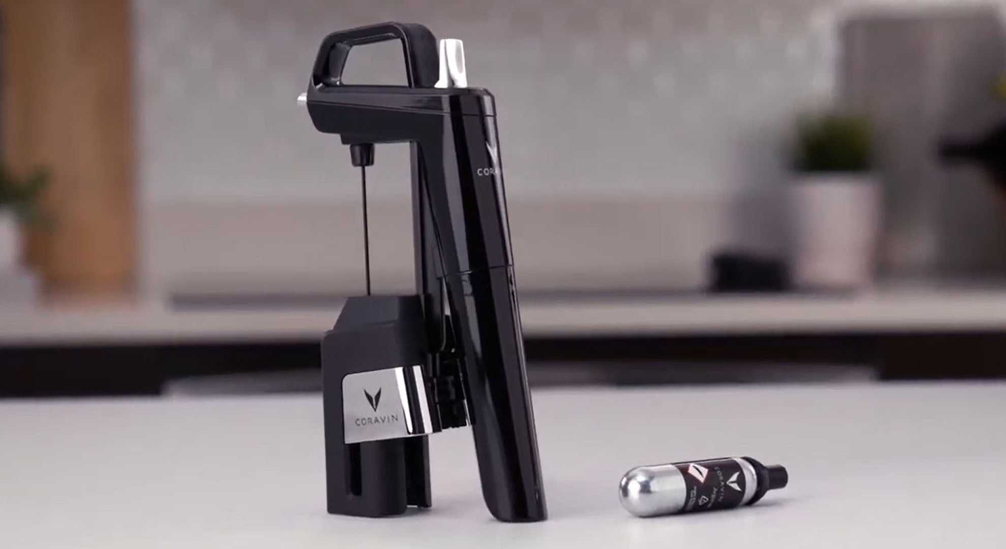 SmartClamps™ User Guide | Coravin Wine Preservation System